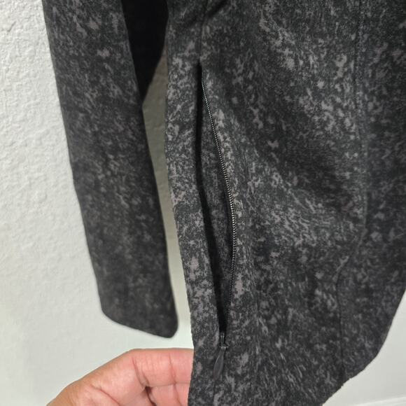 Spyder Active Womens Black Fleece Pullover Jacket Size L Half Zip Warm Stretch - Picture 14 of 14